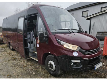 Микроавтобус IVECO Daily 70c18