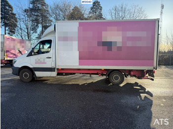 Фургон с закрытым кузовом Mercedes Benz Sprinter with tail lift: фото 2 Фургон с закрытым кузовом Mercedes Benz Sprinter with tail lift: фото 2