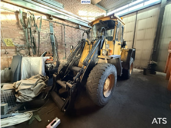 Колёсный погрузчик VOLVO L50