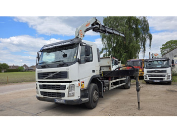 Грузовик бортовой/ Платформа VOLVO FM 330