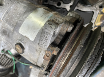 Компрессор кондиционера PERKINS