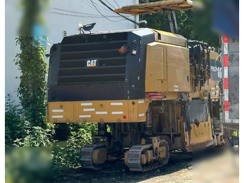 Дорожная фреза CATERPILLAR