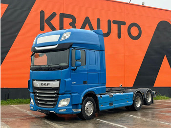 Грузовик-шасси DAF XF 530