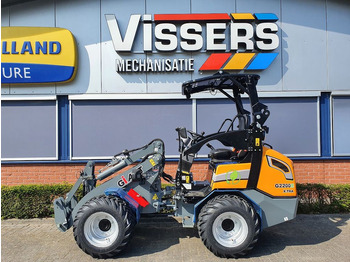 Колёсный погрузчик GIANT