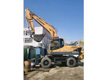 Колёсный экскаватор HYUNDAI R210W-9: фото 2 Колёсный экскаватор HYUNDAI R210W-9: фото 2