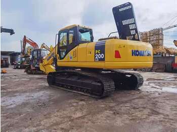 Гусеничный экскаватор KOMATSU PC200