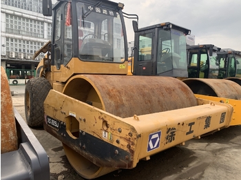 Каток XCMG XS223J