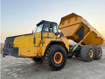 Сочленённый самосвал KOMATSU HM400