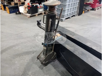 Кран-манипулятор HMF