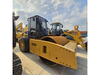 Дорожный каток CATERPILLAR