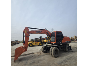 Колёсный экскаватор DOOSAN DX150W: фото 3