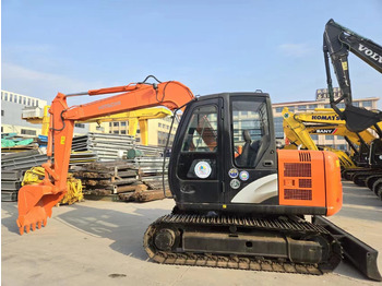 Мини-экскаватор HITACHI ZX60: фото 3 Мини-экскаватор HITACHI ZX60: фото 3