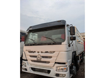 Грузовик бортовой/ Платформа SINOTRUK HOWO