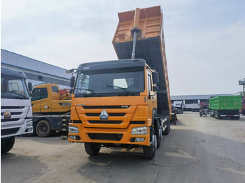 Самосвал SINOTRUK HOWO