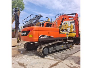 Гусеничный экскаватор DOOSAN DX225LC-9C