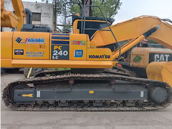Гусеничный экскаватор KOMATSU PC240