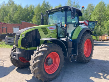 Трактор CLAAS Axion 830