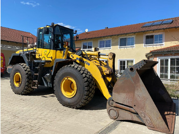 Колёсный погрузчик KOMATSU WA380