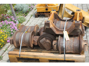 Опорный каток LIEBHERR