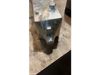Новый Двигатель и запчасти для Грузовиков Rexroth Flow Divider R930062425: фото 1