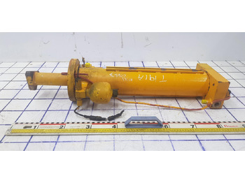 Гидравлический цилиндр LIEBHERR