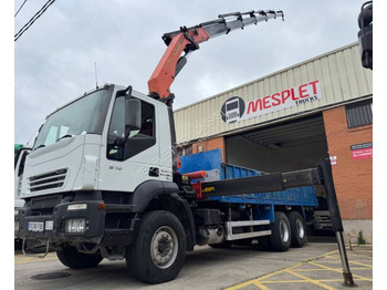 Грузовик бортовой/ Платформа IVECO Trakker