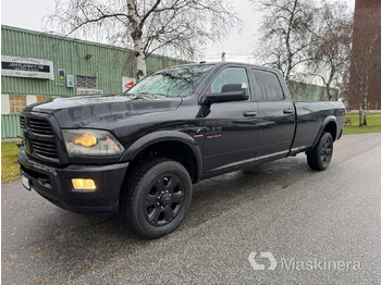 Цельнометаллический фургон