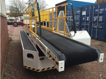 Ленточный погрузчик багажа