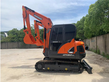 Гусеничный экскаватор DOOSAN DX60