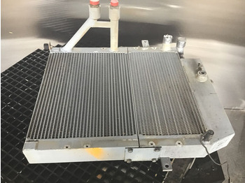 Радиатор LIEBHERR