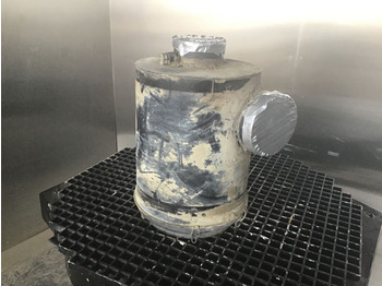 Воздушный фильтр LIEBHERR