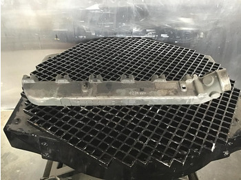 Впускная труба LIEBHERR