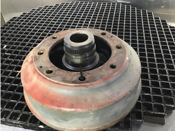 : фото в шапке страницы