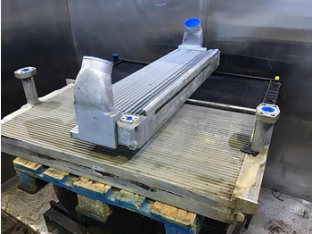 Радиатор LIEBHERR