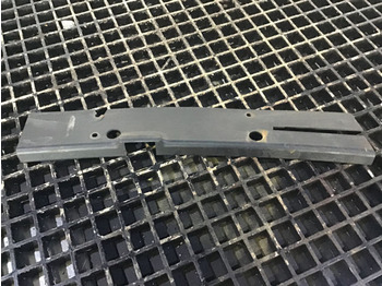 Бампер LIEBHERR