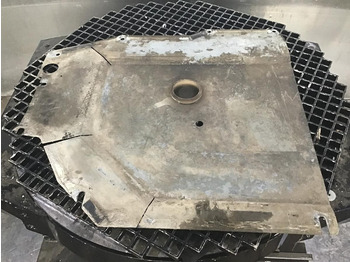 : фото в шапке страницы