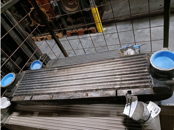 Интеркулер LIEBHERR