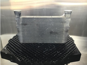 Интеркулер LIEBHERR