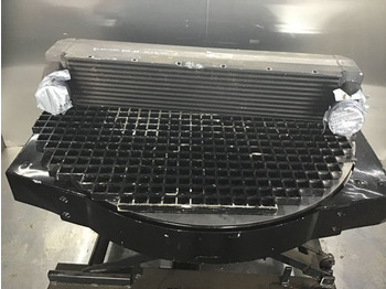 Интеркулер LIEBHERR