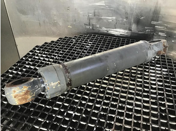 Гидравлический цилиндр LIEBHERR