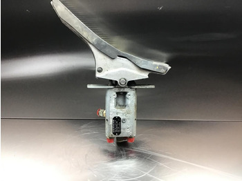 Педаль LIEBHERR