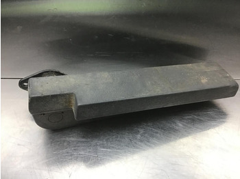 Кабина и интерьер LIEBHERR