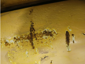 Гидравлический цилиндр LIEBHERR