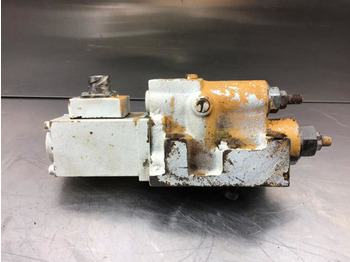 Клапан LIEBHERR