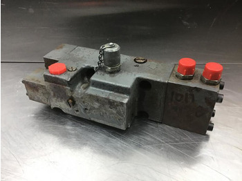 Клапан LIEBHERR