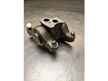 Двигатель и запчасти Liebherr Rocker Arm Bracket: фото 2 Двигатель и запчасти Liebherr Rocker Arm Bracket: фото 2