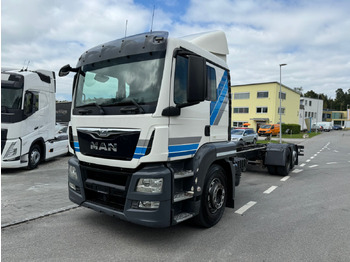 Грузовик-шасси MAN TGS 26.440