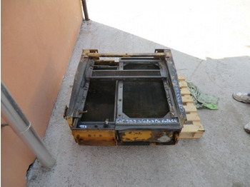 : фото в шапке страницы