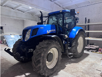 Трактор NEW HOLLAND T7