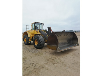 Колёсный погрузчик VOLVO L150E